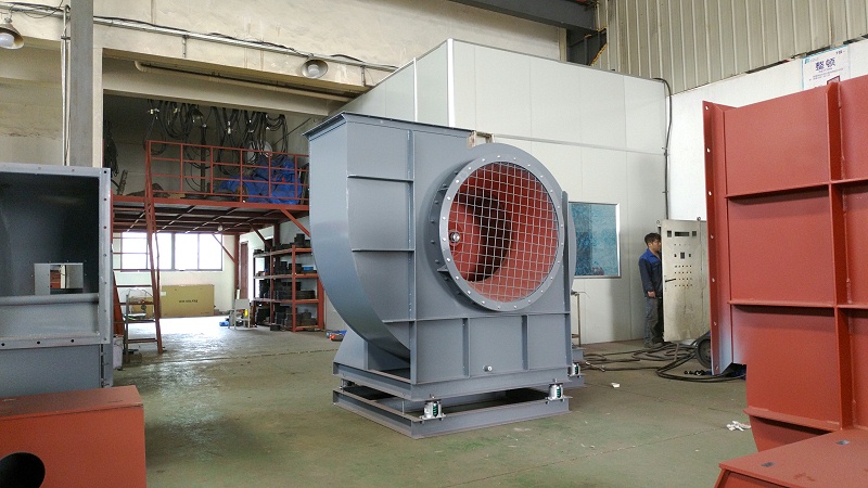 在購買并使用防爆風(fēng)機(jī)時,應(yīng)注意哪些問題? 在購買并使用防爆風(fēng)機(jī)時,應(yīng)注意哪些問題?